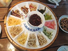 -怪噜范·老贵阳街头名小吃(云上方舟店)