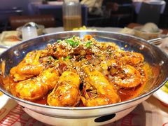 -肥肥虾庄·金牌油焖大虾(汉街SKP店)