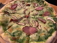 罗勒熏鸭胸披萨-COMMUNE幻师(五角场店)