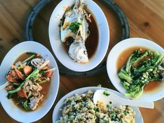 -海上驿站渔家菜馆