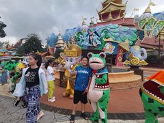 -七彩云南欢乐世界