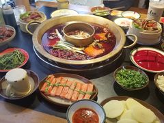 -王婆乔鲜鱼自助火锅(蜀汉路店)