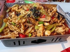 -蛙舍·炭烧牛蛙(东百中心店)