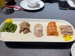 -HOMES上海本帮菜(襄阳公园店)