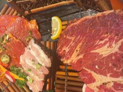 -轻烧烤肉(光谷步行街店)