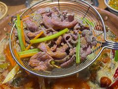 -洱火云南酸菜牛肉火锅(石景山当代商城店)