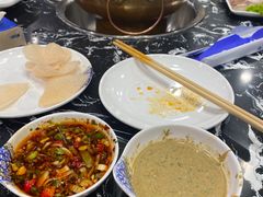 -楼外楼大刀肉传统火锅居(繁荣路店)