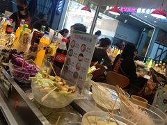 -百品聚旋转火锅(号外店)