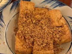 -Cuc Gach Quan Restaurant