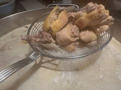 -尚尚仙·酸汤猪手·猪肚鸡火锅(华联万柳购物中心店)