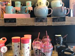 零售区-星巴克(成都机场T2店)