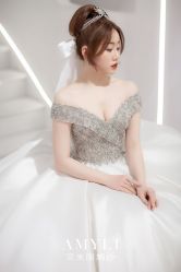 -艾米丽婚纱礼服