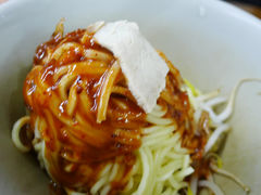 干拌麵酱料味浓-阿秀传统切仔面店