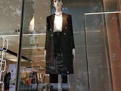 -ZARA(大上海时代广场店)