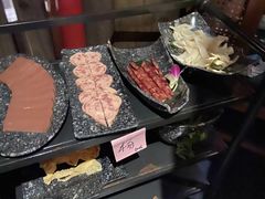-新哥老官·畅吃123·美蛙世界(苏宁广场店)