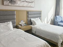 -兴芮温泉度假区