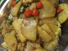 干锅土豆片-陈帅夜排档·龙虾·炒菜·烤串(世茂店)