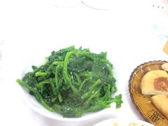 -乡土特色.冷锅鱼.牦牛肉汤锅