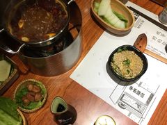 -独食火锅·半米屋台(直营总店)