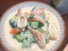 -8PINTS八品脱·日料·烧鸟·精酿小酒馆(莘庄店)