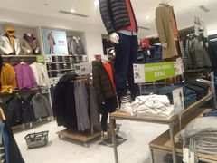 -优衣库(红谷滩万达店)