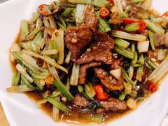-邻家小馆(银都店)