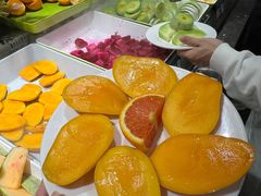 -金马门国际美食百汇(珞喻路店)