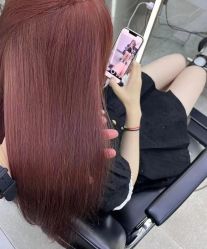 -IU潮牌·SALON