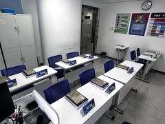 -新航道雅思托福·留学·考研培训(人民广场校区)