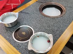 -锤头鲨毛肚海鲜烤肉自助餐厅(国购广场店)