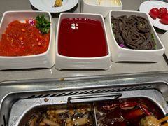 -海底捞火锅(杭州萧山宝龙广场店)