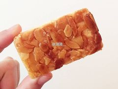 -红房子西点(汇联商厦天钥桥路店)