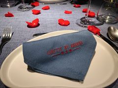 -弦月窗LUNETTE BY AMANDA(复兴路店)