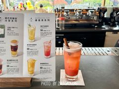 -星巴克臻选(上海合生汇1F店)