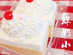 -红宝石·鲜奶小方·海派西点房(南丹店)