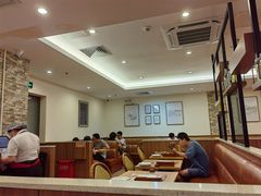 大堂-萨莉亚意式餐厅(国展天虹店)