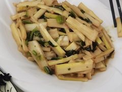 -天乐农家鱼头王(天目湖店)