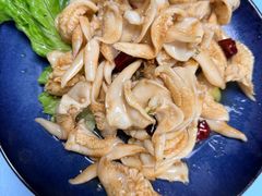 -崴海渔村(虹梅路店)