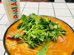 -肥汁米蘭香港米线(长宁来福士店)