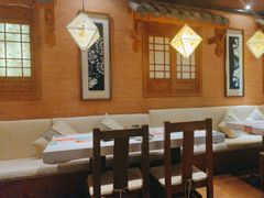 -云海肴·汽锅鸡·云南菜(天山百盛优客店)