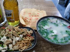 -吕记清真美食城(永兴服装街店)