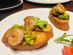 鲜虾牛油果莎莎-食间牛排(湖西路店)