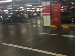 -虹桥火车站-停车场