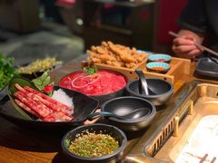 -九鼎轩脆毛肚火锅(邗江万达店)