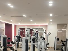 -英派斯健身旗舰店(海信国际中心馆)