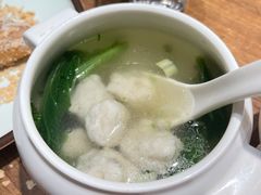 鲜嫩黄花鱼丸汤-将相和·海鲜蒸饺大连菜