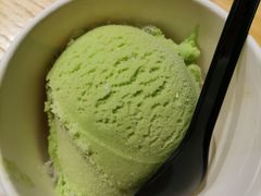 -枝魯枝魯自助料理