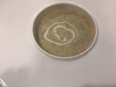 奶牛蘑菇汤-红房子西菜馆(淮海中路店)
