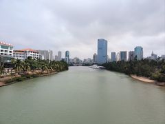 -万绿园