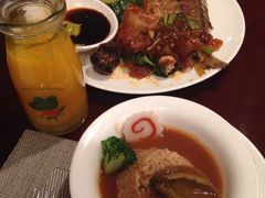 -荣誉国际酒店-云顶旋转餐厅